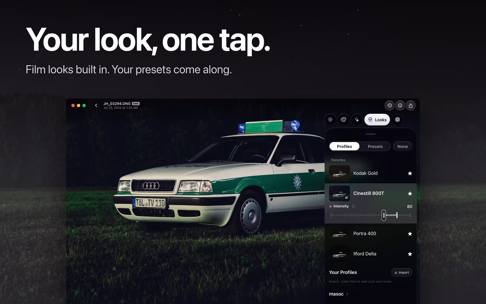 The look list on Mac beside the photo of the Audi